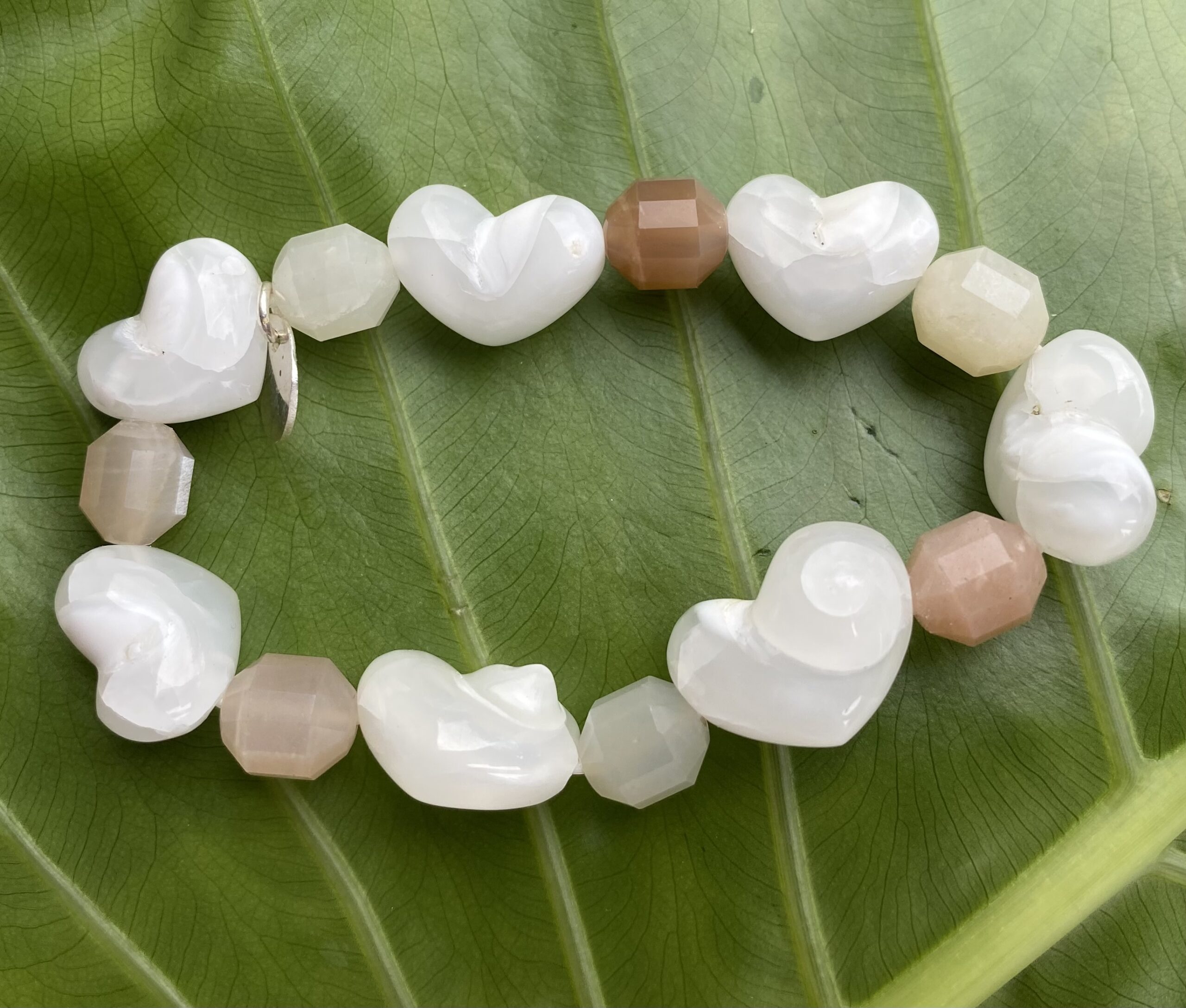 【入魂儀式済】スパイラルハートケオン★ムーストーン★ブレスレット