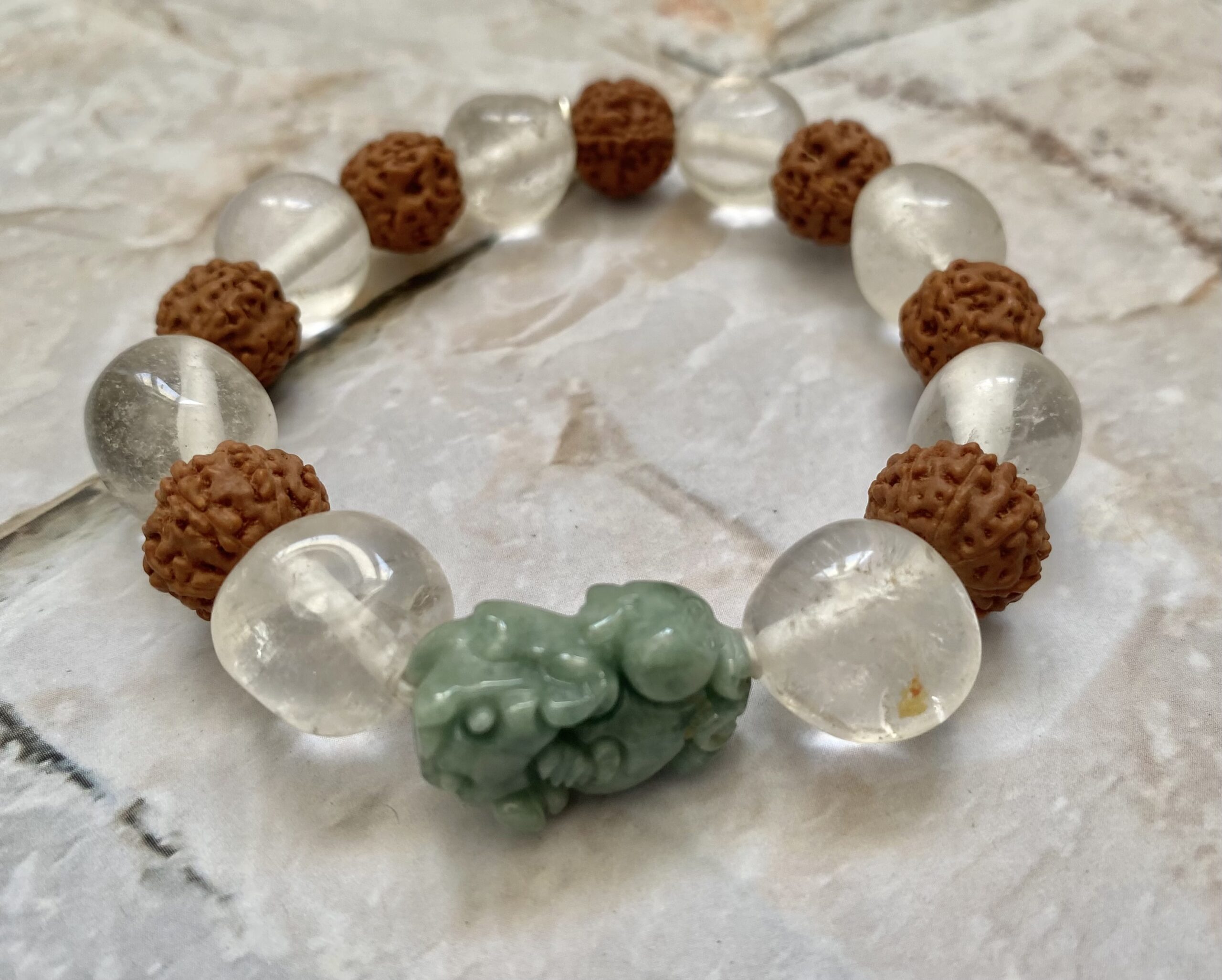 【Pixiu（貔貅／ヒキュウ）】インドネシア産水晶＆ルドラクシャ★ブレスレット