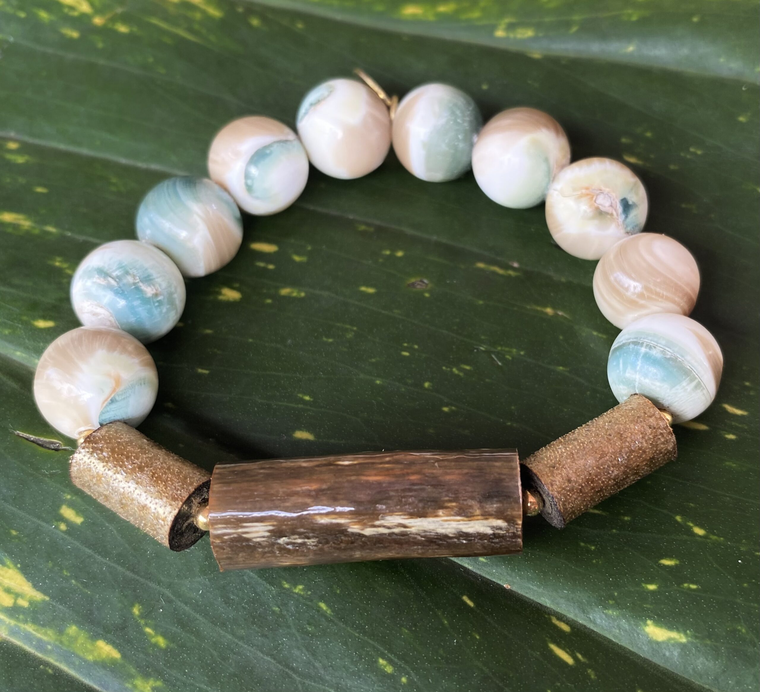 再販！！【海からの贈り物】夜光貝＆ウリ★ブレスレット