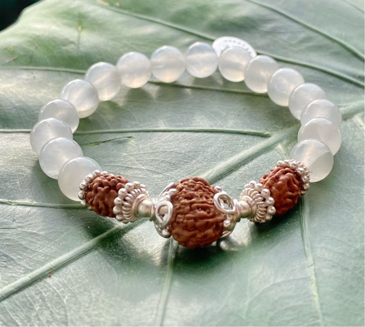 【太陽神スーリヤ】3面＆１２面（獅子座対応）★セレナイト★ブレスレット