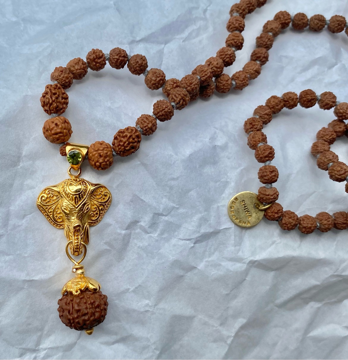 【8面ガネーシャ（ペリドット）】4面＆６面★１０８粒マーラー