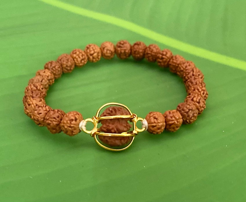 【１面トリジュティ】５面ブレスレット★２２KGP（２６ーB）