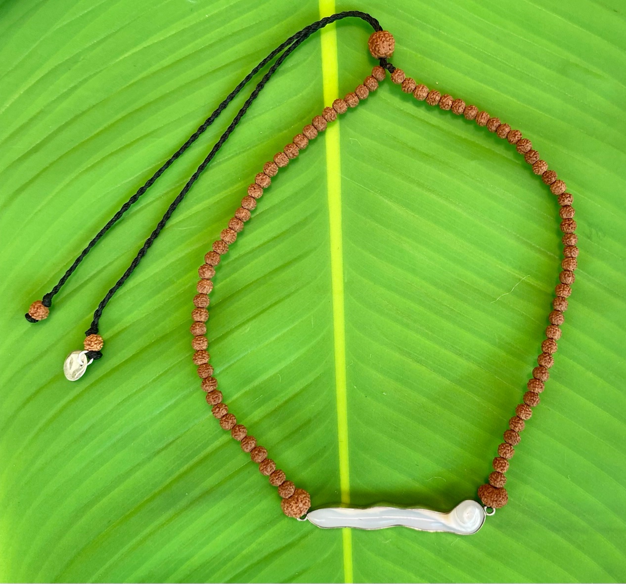 【入魂儀式済み雲ケオン】7面＆８面★紐ネックレス（２６ーA）