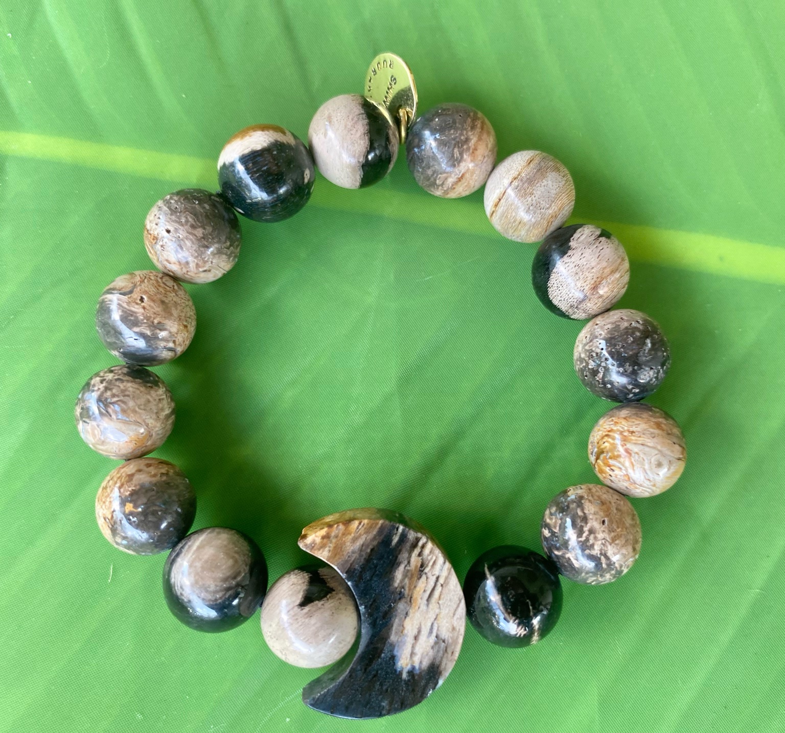 【インドネシア産パームルート】ハーフムーン★ブレスレット（２６ーA）